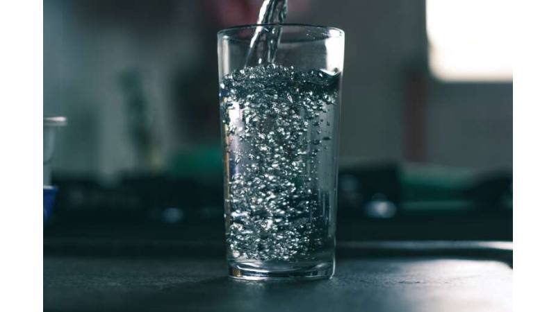 Jonizator Wody – Twoje Źródło Wody Alkalicznej i Korzyści dla Zdrowia
