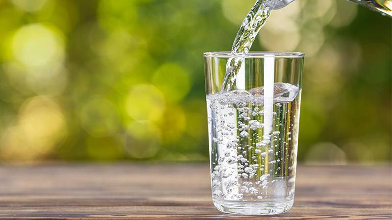 Czy woda gazowana jest zdrowa?